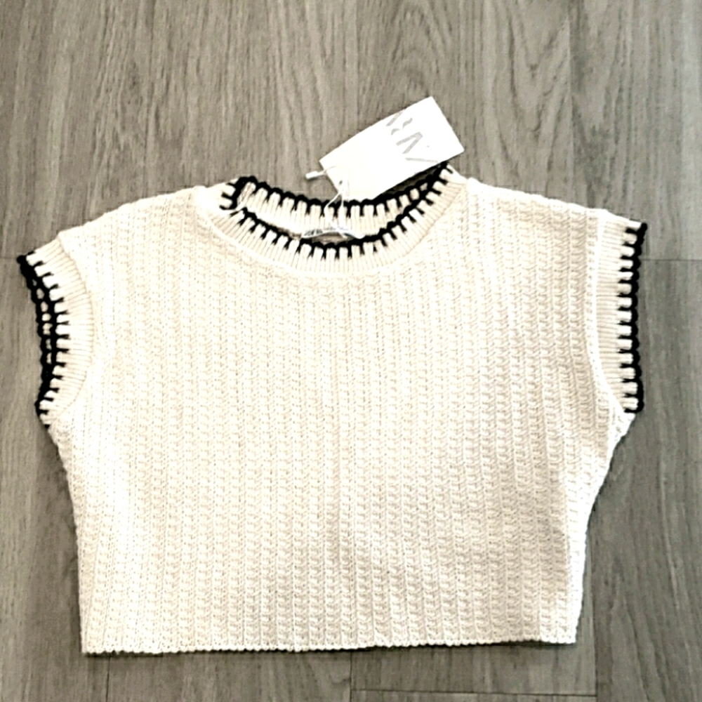 ZARA NWT SZ SM crochet top SOLD OUT ONLINE